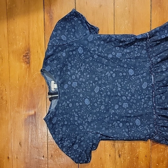 Blue Dress - Picture 1 of 6